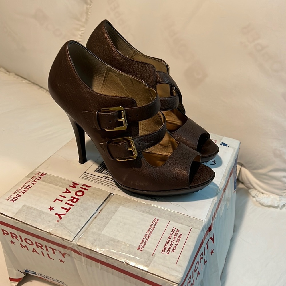 Golden brown Michael kors heels